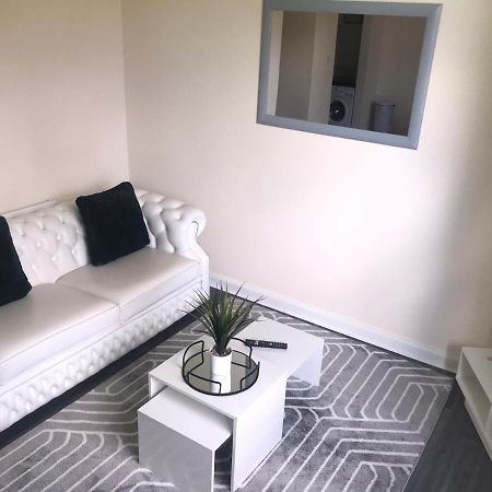 Vogue Apartments Glasgow Buitenkant foto