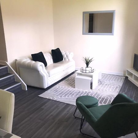 Vogue Apartments Glasgow Buitenkant foto